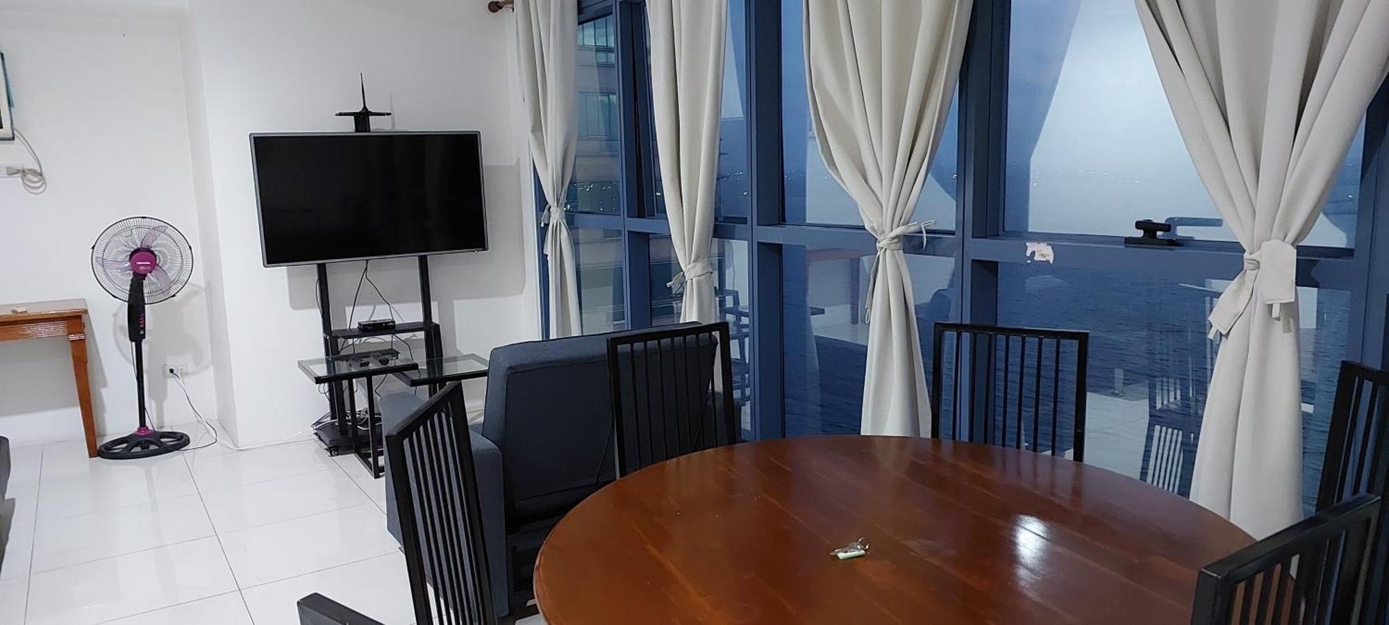 Appartamento Magnificent View Of Manila Bay, Roxas Blvd, Us Embassy Esterno foto